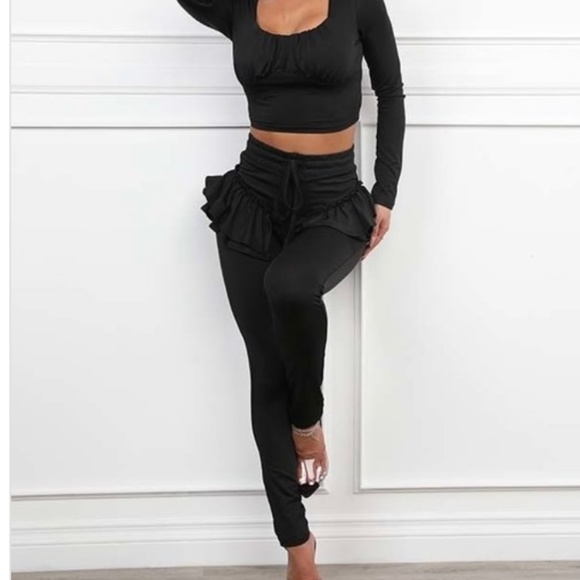 Sexy and fun black Pant set - Picture 4 of 4